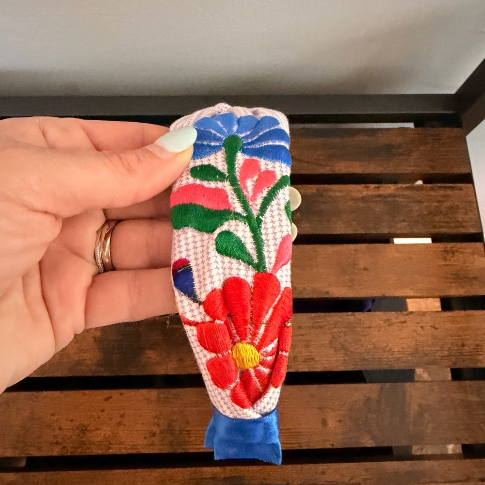 Embroidered Floral Headband